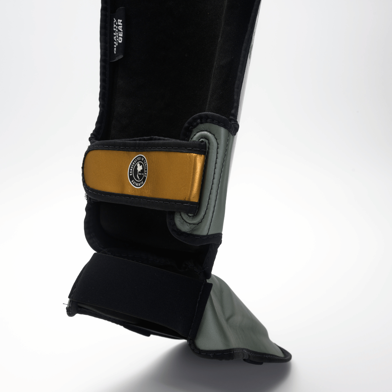 Windy x Joya - Proline Shin Guard - Green/Gold - Windy Fight Gear B.V.
